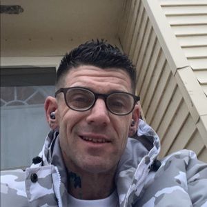 Meet your Posher, Ray